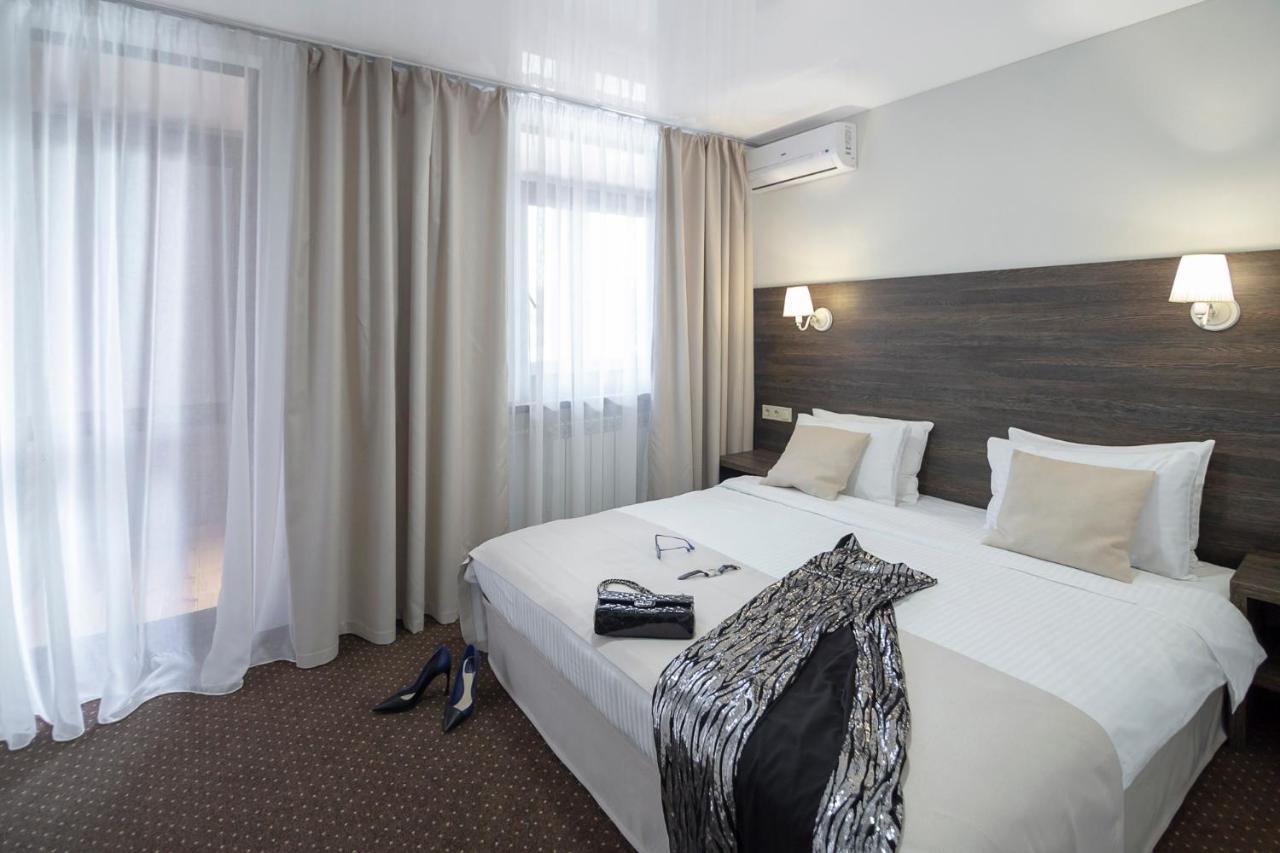 Spa Hotel Galera Kijev Kültér fotó